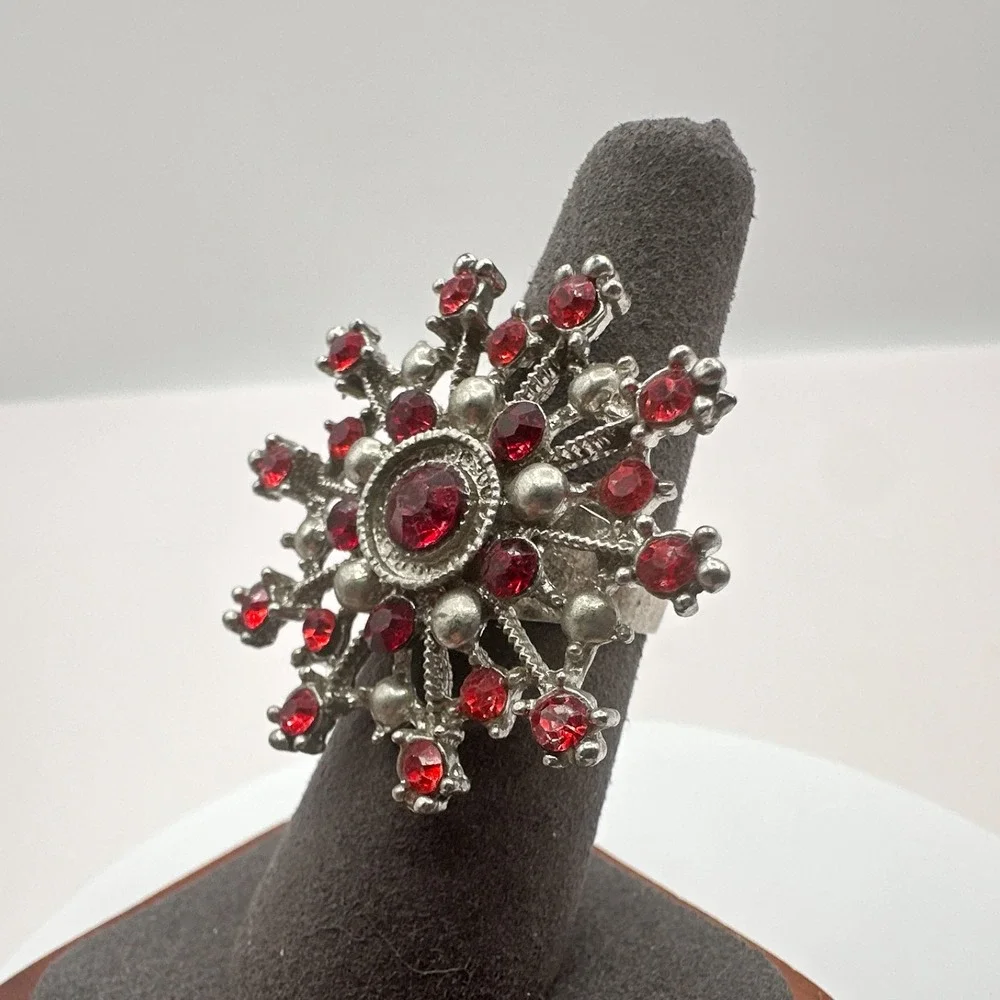 Vintage Y2K Silver Tone Snowflake Red Rhinestone Ring Women's Classic Jewelry‎